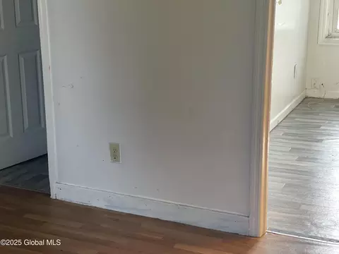 Entry Way - 869 Strong St, Schenectady, NY 12307 photo 6 of 8