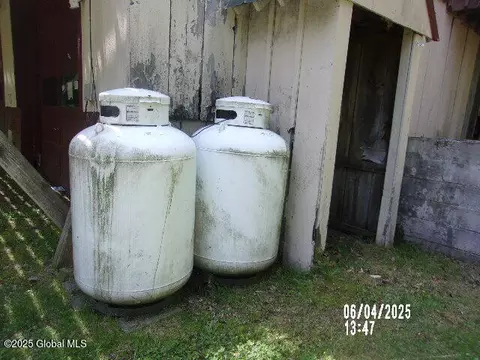 Exterior - 428 Bartman Rd, Bakers Mills, NY 12811 photo 6 of 17