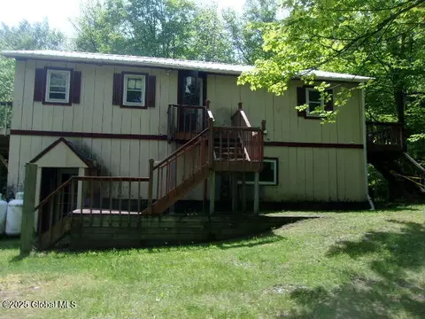 428 Bartman Rd, Bakers Mills, NY 12811