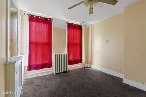 Bedroom - 740 Eastern Ave, Schenectady, NY 12308 photo 1 of 3