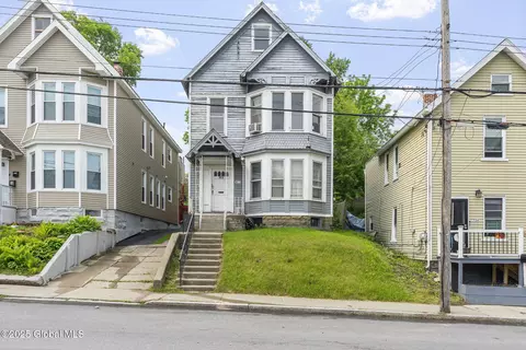 740 Eastern Ave, Schenectady, NY 12308