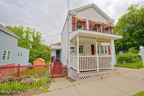 155 3rd Ave, Rensselaer, NY 12144