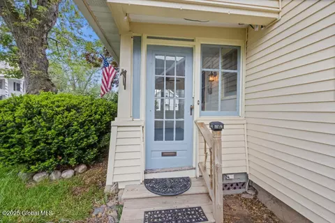 212 Riverside Ave, Scotia, NY 12302 photo 3