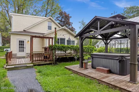 212 Riverside Ave, Scotia, NY 12302 photo 23