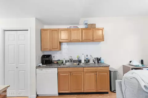 619 Union St, Schenectady, NY 12305 photo 22