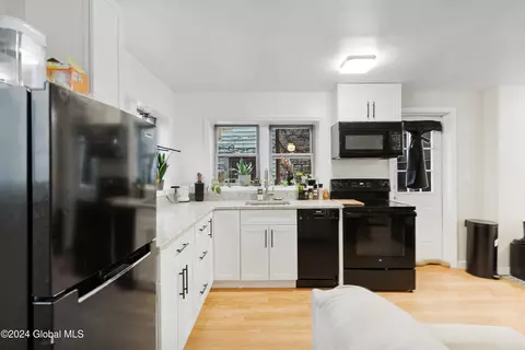 619 Union St, Schenectady, NY 12305 photo 17