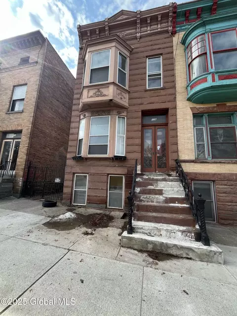 528 Madison Ave, Albany, NY 12208