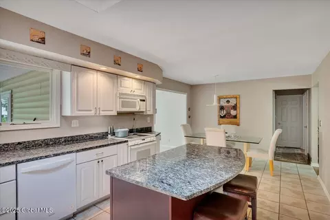 3083 E Old State Rd, Schenectady, NY 12303 photo 7