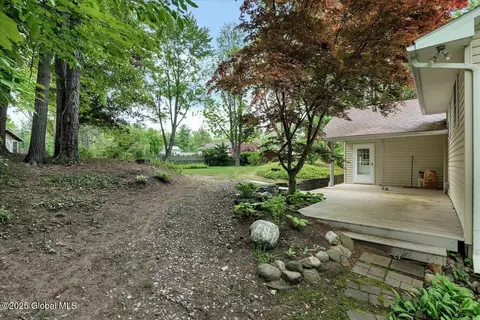 3083 E Old State Rd, Schenectady, NY 12303 photo 21