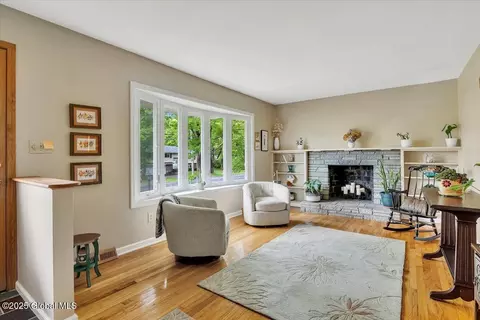 3083 E Old State Rd, Schenectady, NY 12303 photo 4