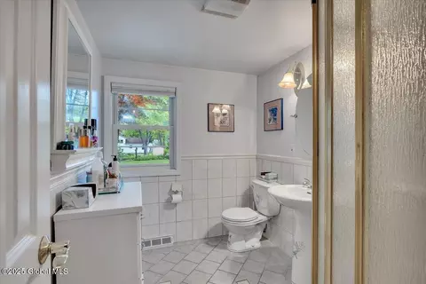 3083 E Old State Rd, Schenectady, NY 12303 photo 13