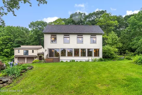 15 Baker Rd, Granville, NY 12832