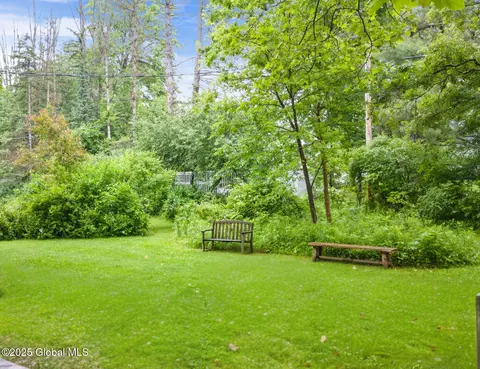 27 Groesbeck Pl, Delmar, NY 12054 photo 20