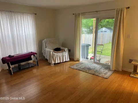 485 Chadwick Rd, Schenectady, NY 12304 photo 14