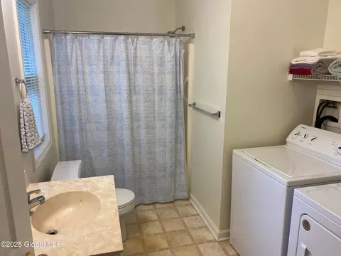 485 Chadwick Rd, Schenectady, NY 12304 photo 10