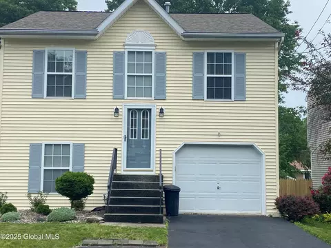 485 Chadwick Rd, Schenectady, NY 12304 photo 2