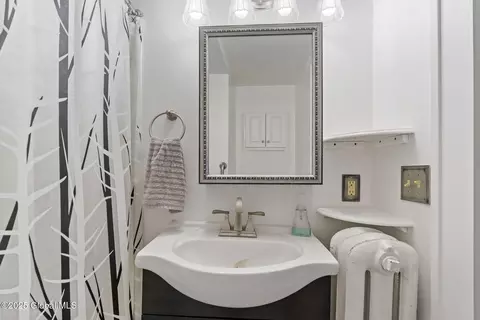 210 E Campbell Rd, Schenectady, NY 12303 photo 16