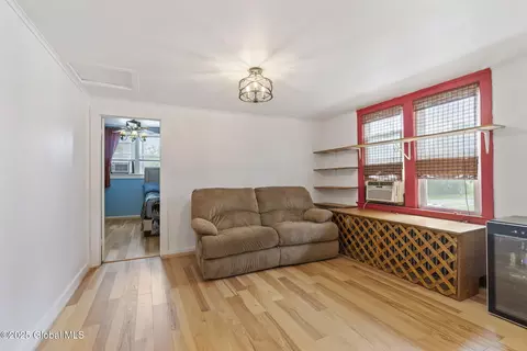 210 E Campbell Rd, Schenectady, NY 12303 photo 33