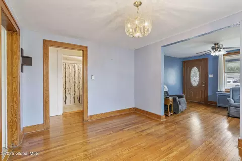 210 E Campbell Rd, Schenectady, NY 12303 photo 12
