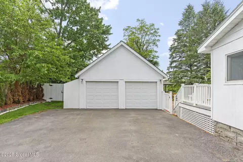 210 E Campbell Rd, Schenectady, NY 12303 photo 61
