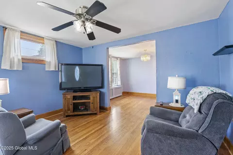 210 E Campbell Rd, Schenectady, NY 12303 photo 6