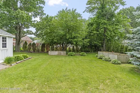 210 E Campbell Rd, Schenectady, NY 12303 photo 59