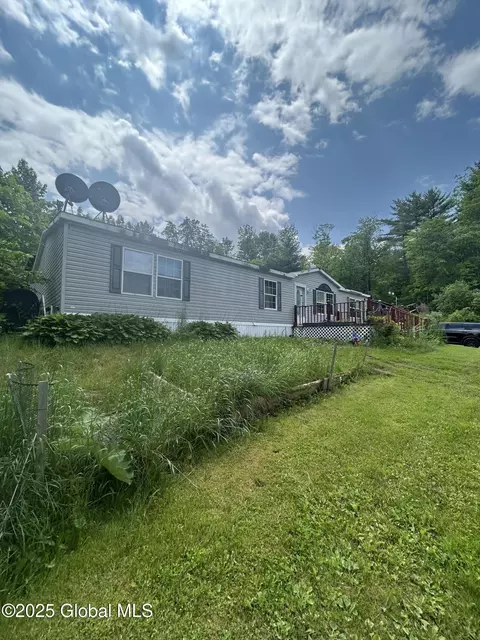 2232 Ensign Pond Rd, Moriah, NY 12960