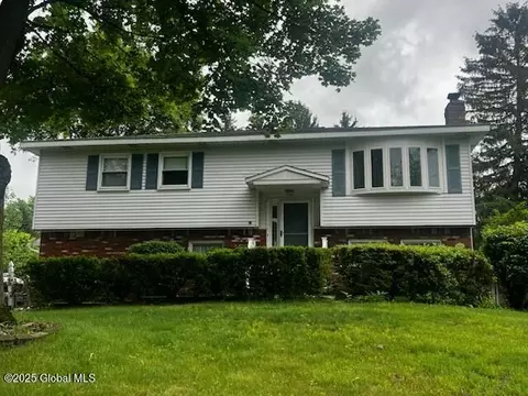 30 S Sparrowbush Rd, Latham, NY 12110