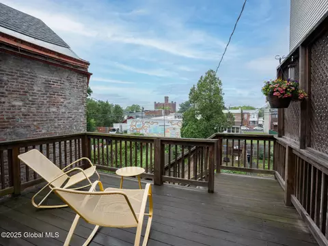 409 3rd St, Troy, NY 12180 photo 30
