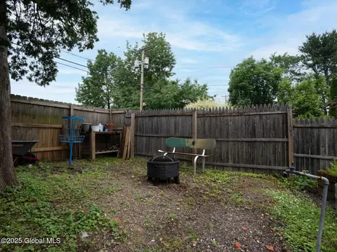 409 3rd St, Troy, NY 12180 photo 36