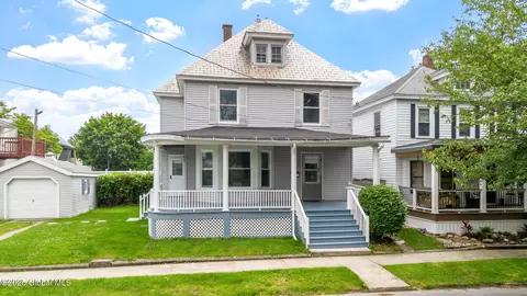 130 N 4th Ave, Mechanicville, NY 12118