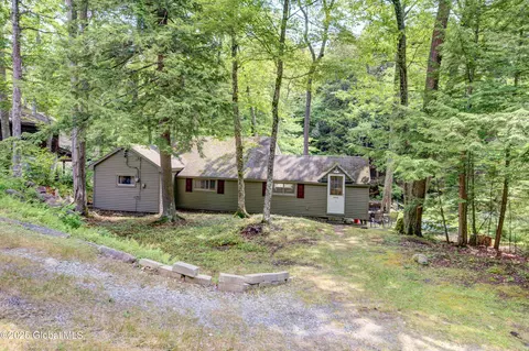 968 W Mountain Rd, Hadley, NY 12835
