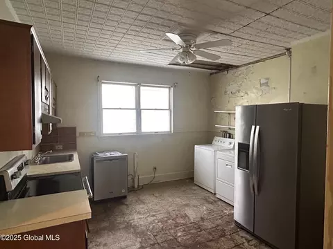 Kitchen - 429 Third St, Schenectady, NY 12306 photo 1 of 4