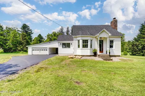 2247 County Highway 107, Broadalbin, NY 12025