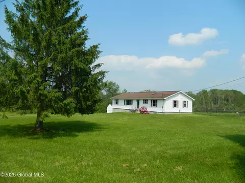 1249 Gallupville Rd, Delanson, NY 12053