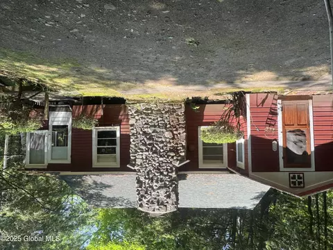 152 N Shore Rd, Caroga Lake, NY 12032