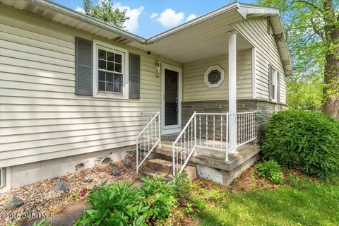 14 Neil Blvd, Selkirk, NY 12158 photo 2