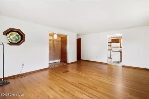 14 Neil Blvd, Selkirk, NY 12158 photo 3