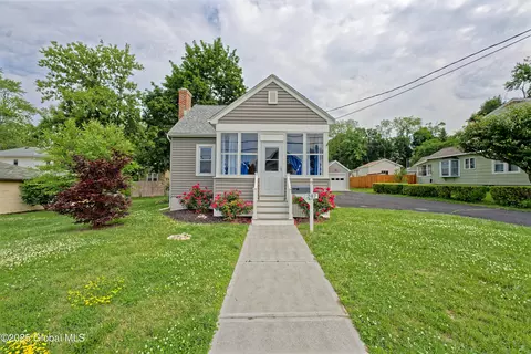 247 E Hudson Ave, Rensselaer, NY 12144