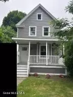 1095 Palmer Ave, Niskayuna, NY 12309