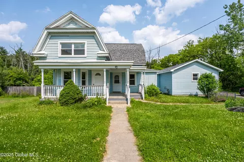 65 N Main St, Voorheesville, NY 12186