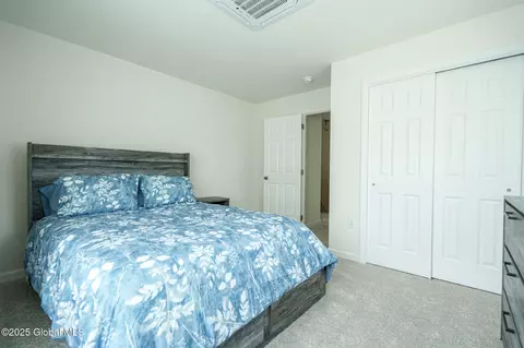 Bedroom - 418 Summit Ave, Schenectady, NY 12307 photo 2 of 4