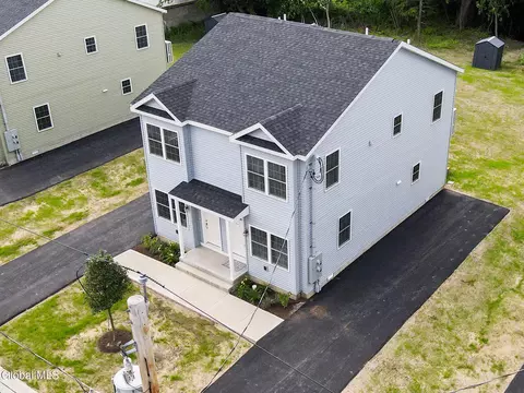 View/Area - 422 Summit Ave, Schenectady, NY 12307 photo 1 of 3