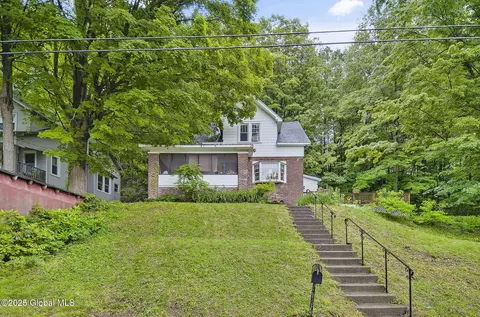 1 Yates St, Troy, NY 12180