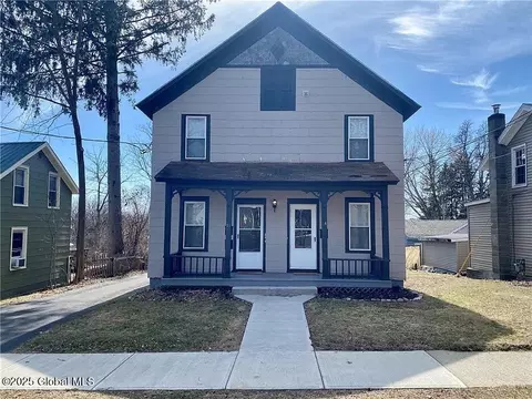 14-16 E North St, Ballston Spa, NY 12020
