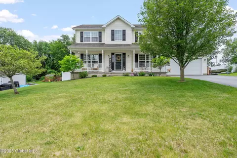 4 Battery Blvd, Mechanicville, NY 12118