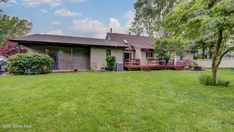 324 Elsmere Ave, Delmar, NY 12054