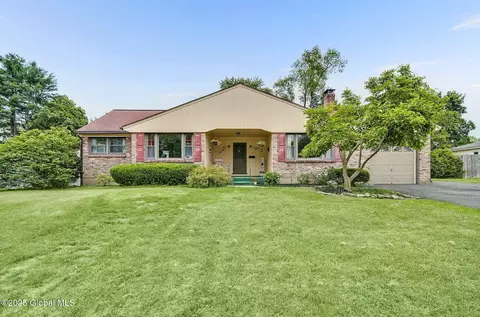 17 Malpass Rd, Albany, NY 12203