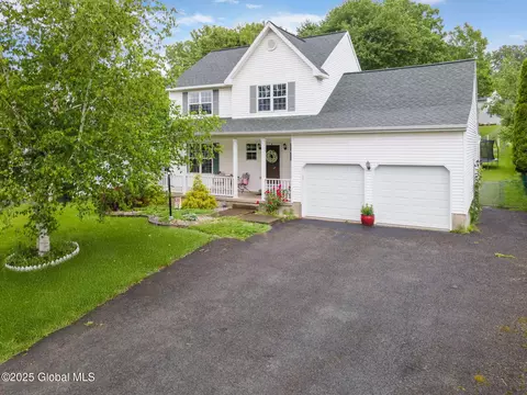 51 Wynantskill Way, Troy, NY 12180
