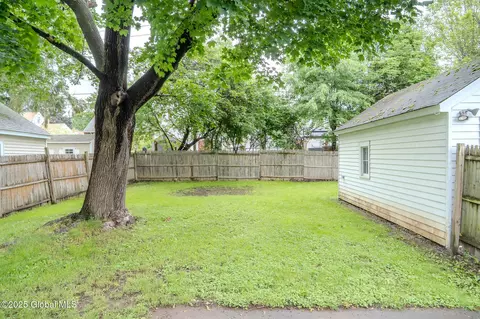 1298 Mcclellan St, Schenectady, NY 12309 photo 30